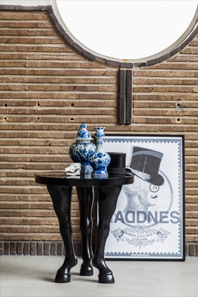 interieur blog humor benen paard tafel hoeven